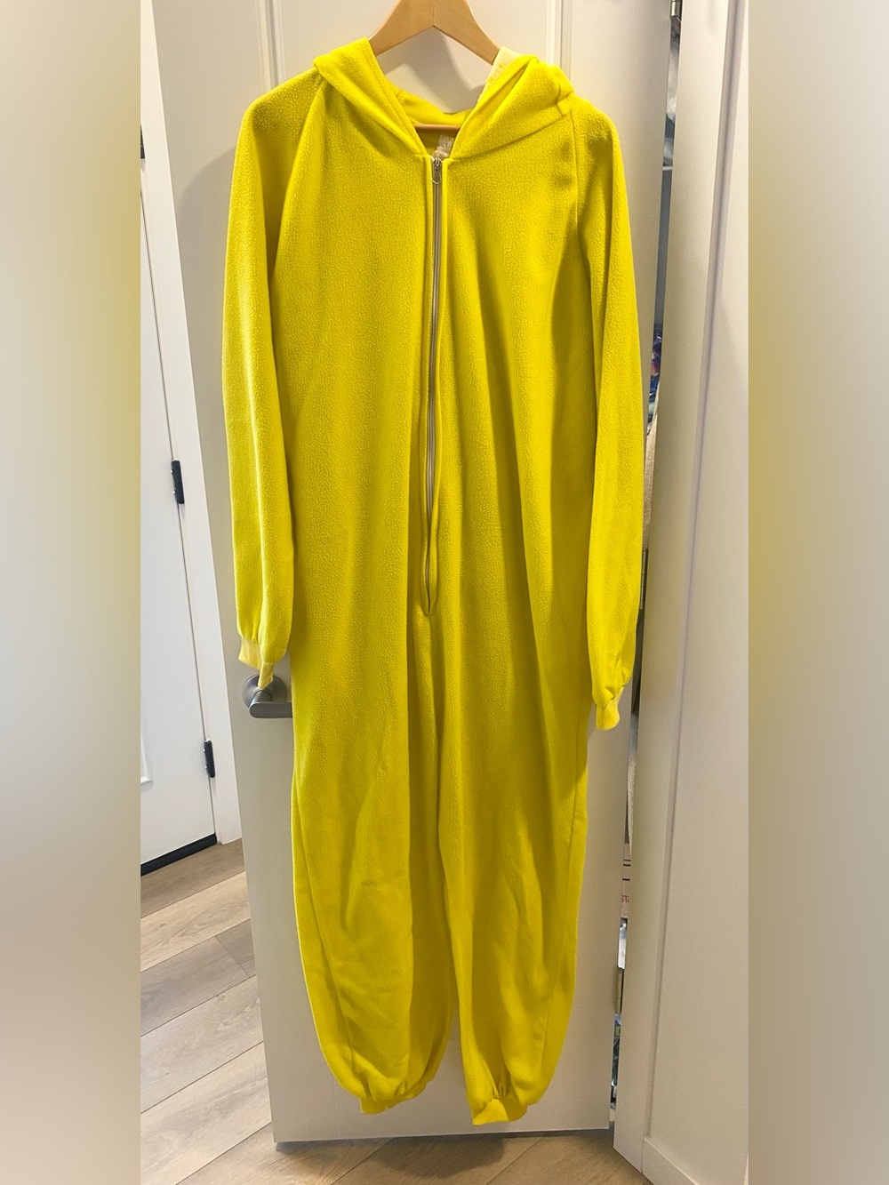 Rubie’s Pokémon Pikachu Adult Costume Unisex XL Fleece Hood Halloween One Piece